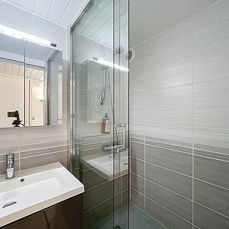 A 100m Avec Parking Et Climatisation Pour 4 - Fr-1-770-45 * Saint-Cyr-sur-Mer