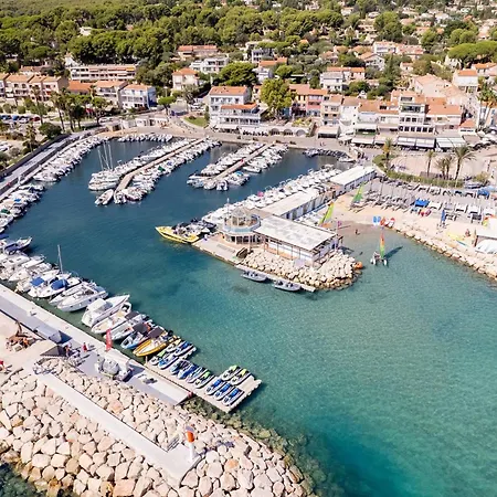 A 100m Avec Parking Et Climatisation Pour 4 - Fr-1-770-45